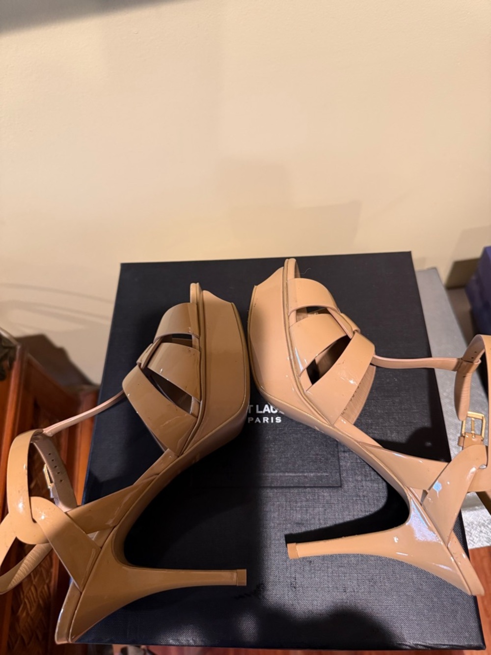 YSL Nude Patent Platform T-Strap High Heel Sandals - Picture 6 of 12